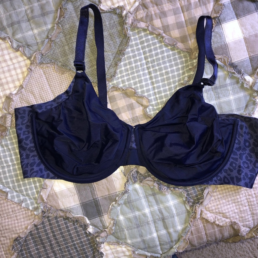 OLGA BRA SIZE 42D